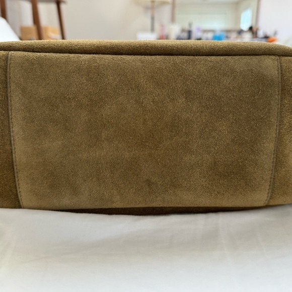 Saint Laurent YSL Le 5 a 7 Supple Large Barley Green Suede - Picture 9 of 12